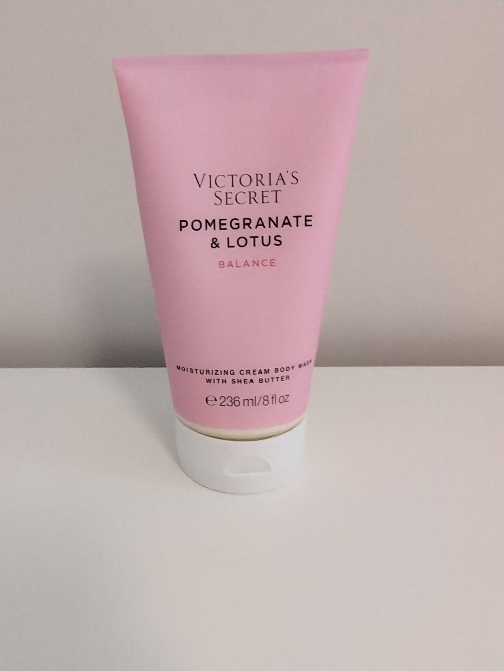 Victoria's Secret Pomegranate & Lotus Body Wash